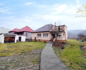 Rodinný dom s veľkorysým investičným pozemkom na predaj