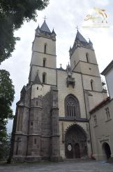 Rodinný dom s veľkorysým investičným pozemkom na predaj