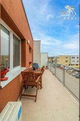 !ZNÍŽENÁ CENA! Slnečný 4-izbový byt s terasou len 10 km od Bratislavy