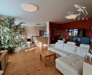 Veľkometrážny/dvojgeneračný rodinný dom na predaj