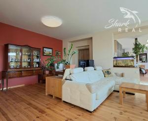 Veľkometrážny/dvojgeneračný rodinný dom na predaj