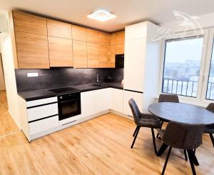 Priestranný 3-izbový byt v novostavbe Kopčianka s parkovaním v cene