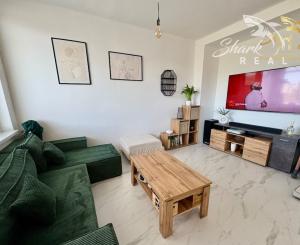 Moderný 3-izbový byt s terasou