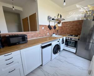 Moderný 3-izbový byt s terasou