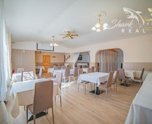 Na prenájom očarujúci penzión Dahlia s vynikajúcimi recenziami, reštauráciou, welness a ihriskom