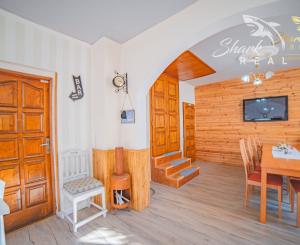 Na prenájom očarujúci penzión Dahlia s vynikajúcimi recenziami, reštauráciou, welness a ihriskom