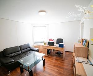 Na prenájom očarujúci penzión Dahlia s vynikajúcimi recenziami, reštauráciou, welness a ihriskom