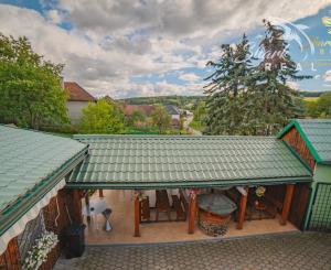 Na prenájom očarujúci penzión Dahlia s vynikajúcimi recenziami, reštauráciou, welness a ihriskom