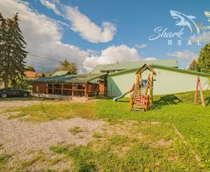 Na prenájom očarujúci penzión Dahlia s vynikajúcimi recenziami, reštauráciou, welness a ihriskom