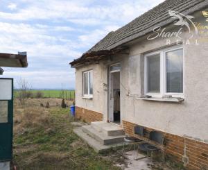 Rodinný dom s potenciálom na kompletnú premenu – Siladice, okres Hlohovec