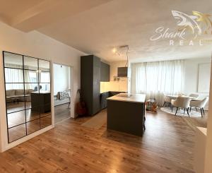 NOVOSTAVBA 3i byt s 2 Parkovacími miestami hneď pred bytom, KOMPLET Zariadený