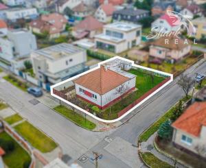  3-izbový rodinný dom v Ružinove - pôvodný stav, výborná lokalita