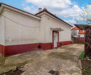  3-izbový rodinný dom v Ružinove - pôvodný stav, výborná lokalita