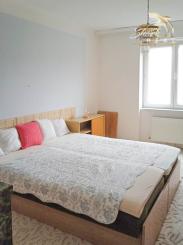 Priestranný 3-izbový byt, 69 m² – Sídlisko Adama Trajana, Piešťany