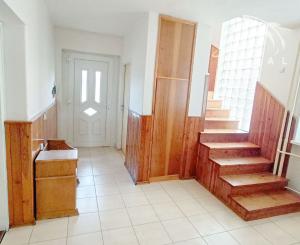 Priestranný rodinný dom s veľkou záhradou v TOP lokalite!