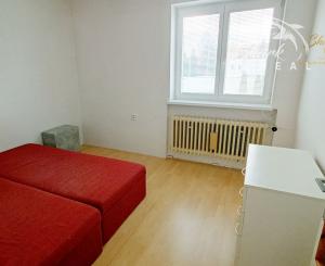 Priestranný rodinný dom s veľkou záhradou v TOP lokalite!