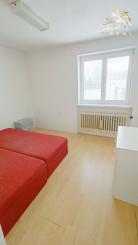 Priestranný rodinný dom s veľkou záhradou v TOP lokalite!