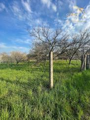 Slnečný rovinatý pozemok o výmere 408 m² v meste VRBOVÉ