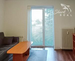 Praktický 1-izbový byt s balkónom v žiadanej lokalite Piešťan