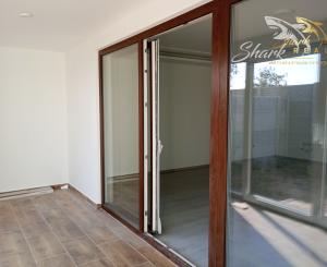 Na predaj 3 izbové byty so záhradkou