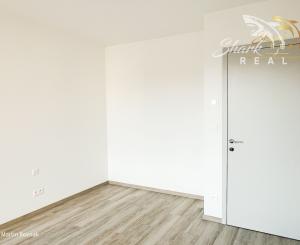 Holobyt v novostavbe ZWIRN s 10 m² zasklenou loggiou – vytvorte si bývanie podľa seba