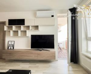 Svetlý 2i byt v novostavbe s balkónom na 8. poschodí