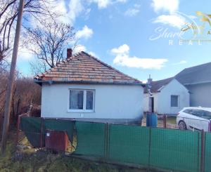 Novinka! Menší dom s rozsiahlym pozemkom v TOP lokalite