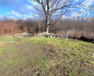 Novinka! Menší dom s rozsiahlym pozemkom v TOP lokalite