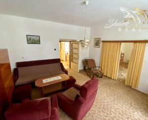 Priestranný 2 izbový byt v tichej lokalite