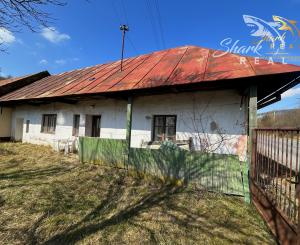 Na predaj menší domček - chata