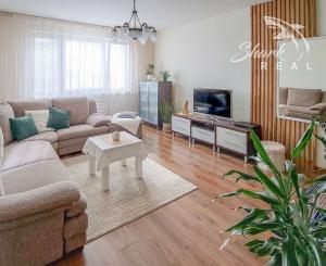 Zariadený 3 izbový byt - JUH