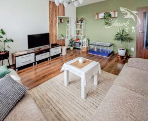 Zariadený 3 izbový byt - JUH