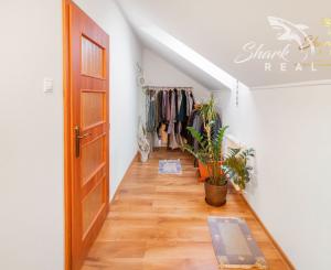 Dom s príjemnou atmosférou a atraktívnym pozemkom 1167m2