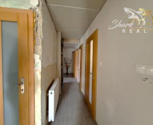 Rodinný dom v tichej ulici 