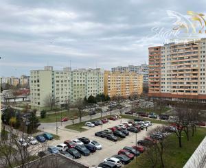 Prenájom 2-izbového bytu v blízkosti električky – Farského