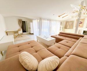 Priestranný 6izbový rodinný dom