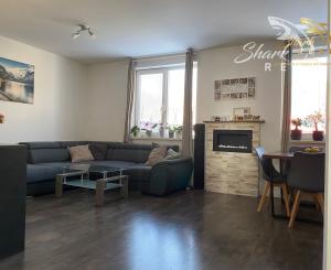 Na predaj 3 - izbový byt kompletne zariadený