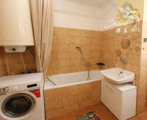 PRENÁJOM  2- izbový byt v Prešove