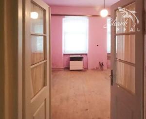 Dva rodinné domy na predaj v centre Žarnovice