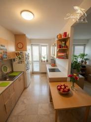 Investičný 3 izbový byt v Starom Meste