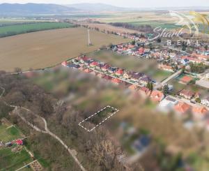 ZÁHRADA 776 m2 _ Predaj _ Suchá nad Parnou