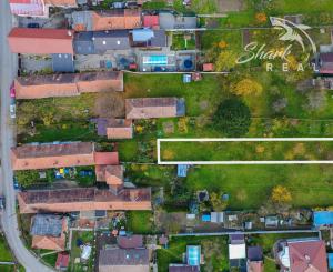Slnečný pozemok s panoramatickým výhľadom