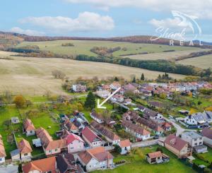 Slnečný pozemok s panoramatickým výhľadom