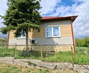Pokoj vidieka a priestor pre vaše sny – dom v Bardoňove