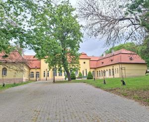 Pokoj vidieka a priestor pre vaše sny – dom v Bardoňove