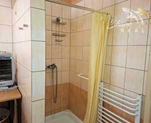 TOP PONUKA! Rodinný dom s letnou kuchyňou a slnečnou záhradou