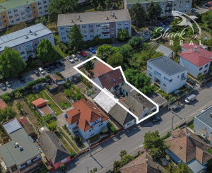 Poschodový dom v tichej lokalite Piešťan