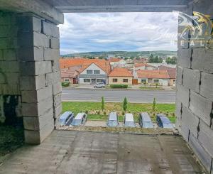 Silný základ pre úspešný developerský projekt v centre Hlohovca.