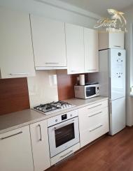 VEĽKÝ 1 izbový byt _ Kadnárova ul. Bratislava