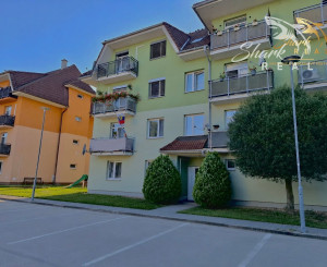 REZERVOVANÉ! - Na predaj 2 izbový byt neďaleko od Trenčína